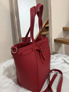 Cartera “Romi” cuero graneado rojo - Diaz & Giaccio