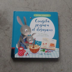 CONEJITA PREPARA EL DESAYUNO