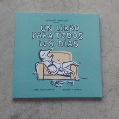 UN LIBRO PARA TODOS LOS DÍAS