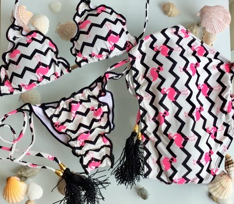 Trikini Ripple Flamingo Rosa detalhes Preto e Branco