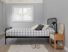 CAMA MANU