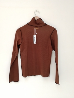Polera BICOLOR chocolate - Puntos en el espacio