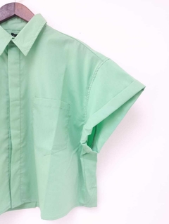 Camisa TUDOR verde en internet
