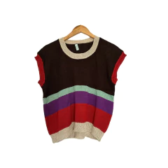 Chaleco DALi frente chocolate - comprar online