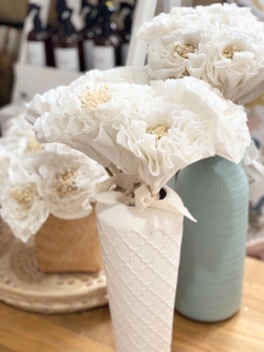 Ramo flores blancas - comprar online
