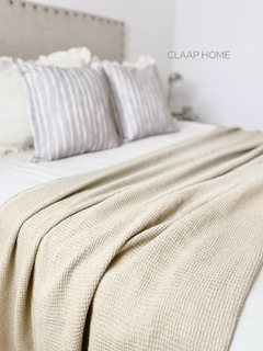 Manta pie de cama Kate beige ~ en internet