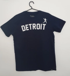 Camiseta Detroit - MARK COMPANY