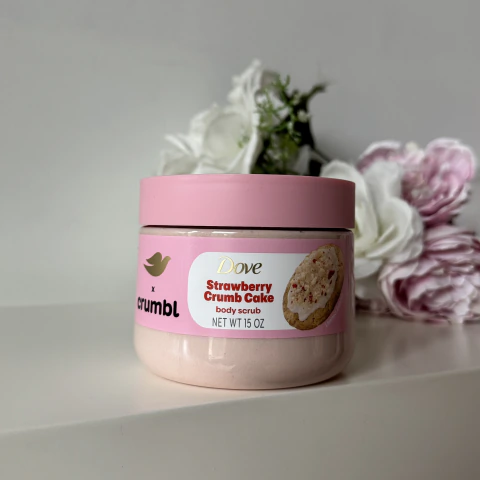 Body Scrub Dove Strawberry Crumb Cake