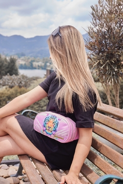 Image of RIÑONERA TIGRE ARCOÍRIS