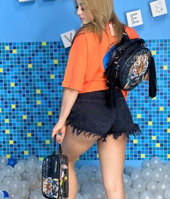 Imagen de BOLSO REDONDO NEGRO TIGRE