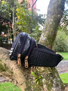 RIÑONERA NEGRA TIGRE DE PODER RÚSTICO