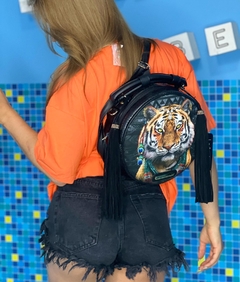 BOLSO REDONDO NEGRO TIGRE - comprar en línea