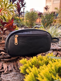 COSMETIQUERA / BOLSO DE MANO NEGRA TIGRE RUSTICO - comprar en línea