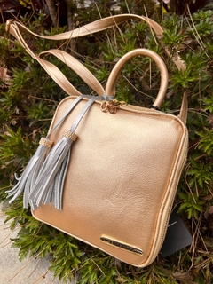 BOLSO BANDOLERA LUXURY DORADO en internet