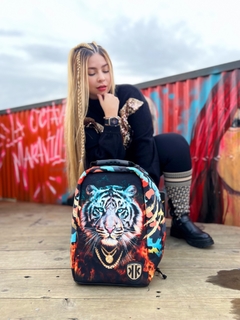 MORRAL ANTI-ROBO TIGRE NEGRO CAMUFLADO DE COLORES en internet