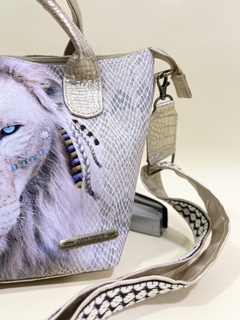 BOLSO COQUETTE LEÓN IMPERIAL - ALMAMOR