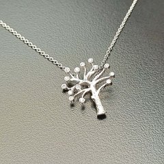 Pendente Árvore em ouro branco 18k e brilhantes