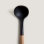 Cucharon Cuchara Cocina De Nylon Negro Mango De Madera R18 en internet