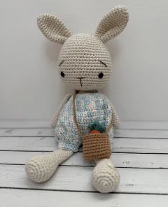 Carrots, the bunny - Mr. Kifki