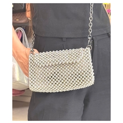 Mini Bag y Sobre Glenda Plata Perlas Tejidas