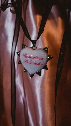 collar romantica