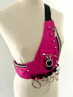 pechera fucsia deportiva con puas therapy en internet