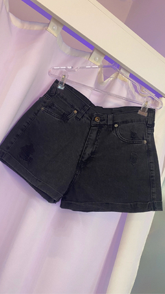 SHORT CATALEIA