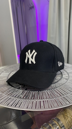 GORRA NY