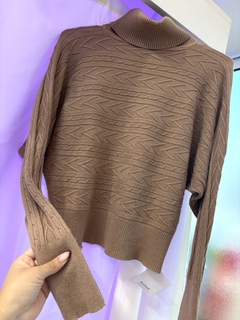 SWEATER TRAMADO en internet