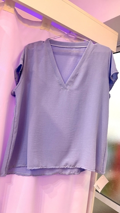BLUSA ESCOTE V - comprar online