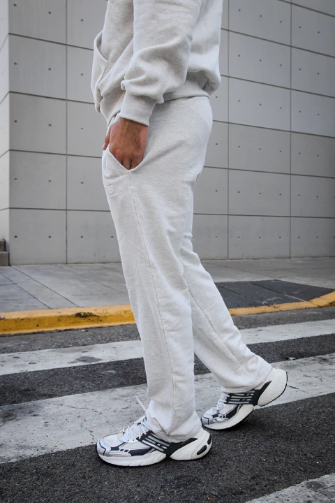 JOGGER RISE GRIS