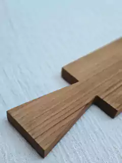 Imagen de MAT101- Tabla de servir extra larga de teca 90x10cm