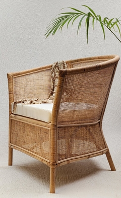 MUE115 - Sillón Glamour - 80cm Ancho - 64cm Prof - 43cm Alt. Asiento - 84cm Alt. Respaldo