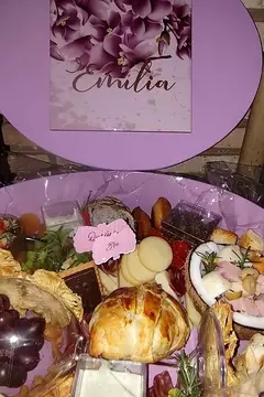 Box vinho com taça de cristal single - CESTA NA CAIXA - Café da manhã/brunch, platters e outros