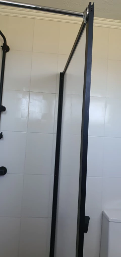 Shower de aluminio - Wuds