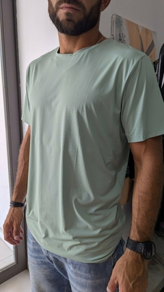 Remera I-RUN DRIFIT Hombre lisa - comprar online