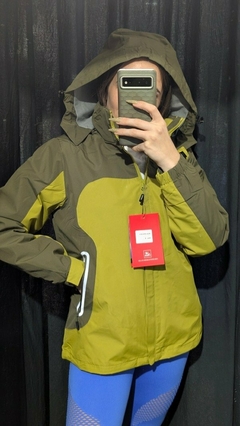 Campera IRUN MUJER 2 en 1 en internet