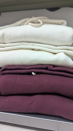 Imagen de Buzo cuello alto oversize