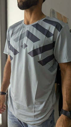 Remera I-RUN estampada DRIFIT hombre