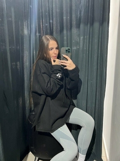 Buzo cuello alto oversize - comprar online