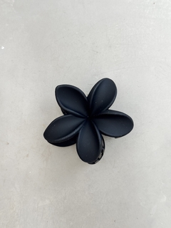 BROCHE FLOR HAWAIANA - tienda online