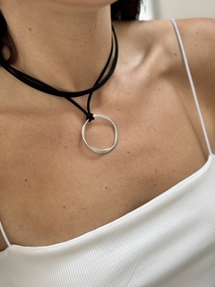 CHOCKER GAMUZA CÍRCULO