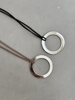 CHOCKER GAMUZA CIRCULO