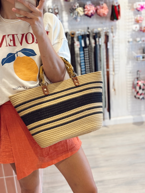 CANASTA RAFIA MANIJA HUESO