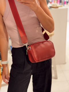 BANDOLERA BORDO¡ doble cierre eco cuero! - comprar online