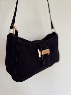 MINI BAG GAMUZA HEBILLA DORADA
