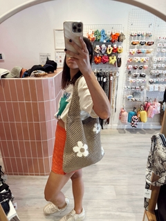 BOLSO TEJIDO MARGARITAS - comprar online
