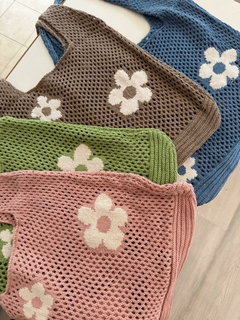 BOLSO TEJIDO MARGARITAS en internet