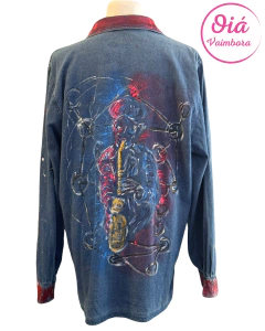 Camisa de Jean pintada a mano con músico de Jazz, trompeta saxo metatron y runa Laf XL Oiá Vaimbora - comprar online
