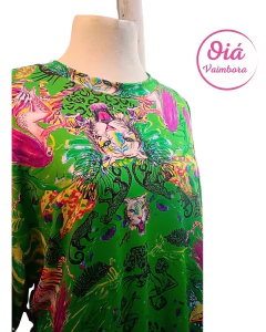 Remera Oiá Coraje, oversize verde intenso M/L/XL